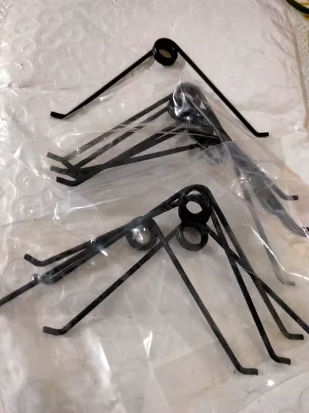 kf-S84d474fe6e61467fb6a5dd46ec91709bW-10Pcs-Gardening-Scissors-Accessories-V-Shape-Torsion-Spring-WIRE-1-8mm-Scissors-Spring-Steel-Spring